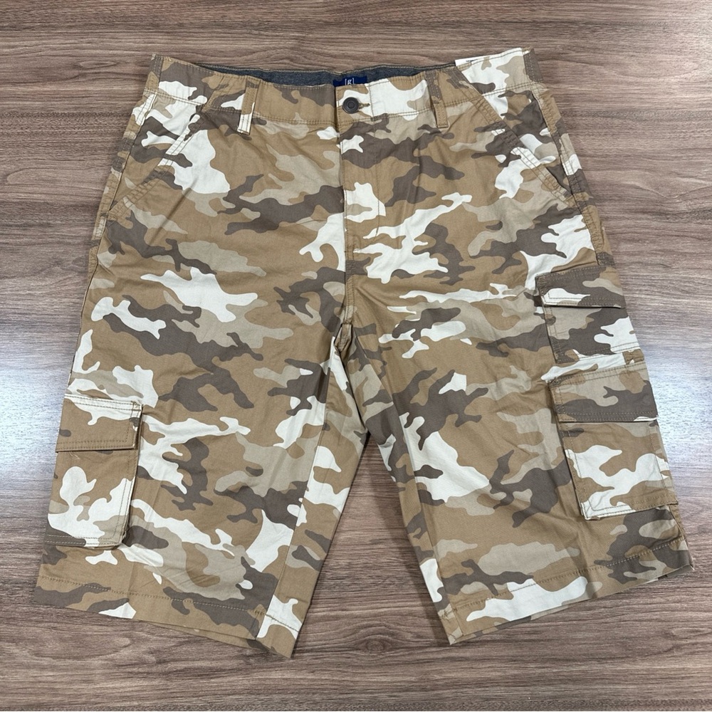 NWT CAMO CARGO SHORTS GEORGE MENS BELOW‎ THE KNEE DESERT W 42- INSEAM 14" Army